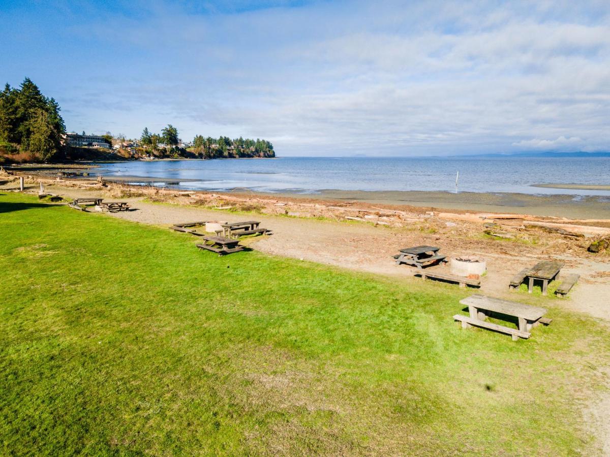 Sea Edge Motel Parksville Exterior foto